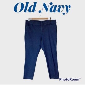 Old Navy Pin Stripped Denim Mid Rise Pixie Pants (14)